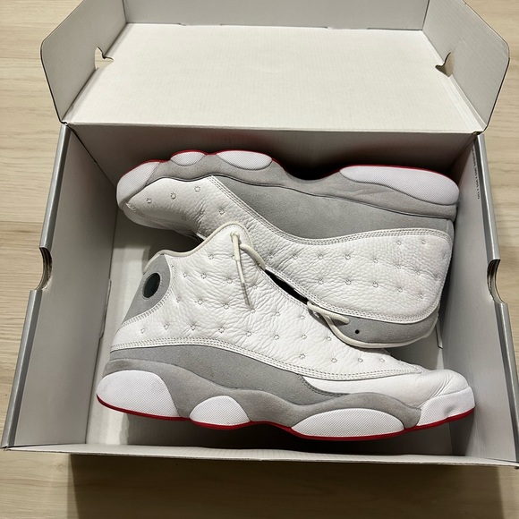 Air Jordan 13 Retro ‘White Wolf Grey’ - Picture 7 of 12